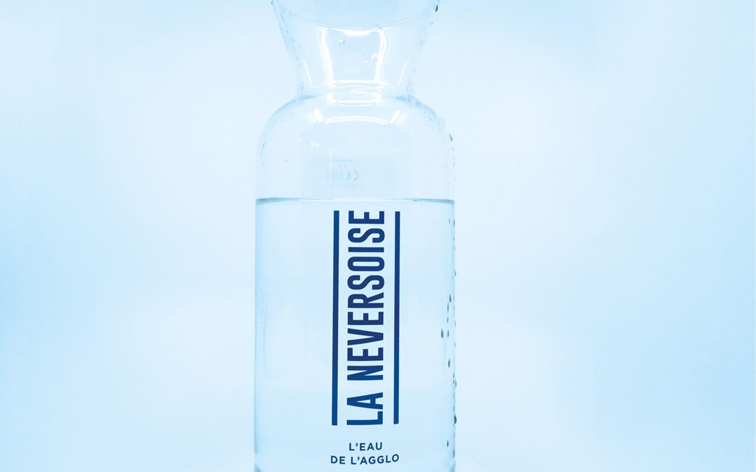La carafe La Neversoise est en vente